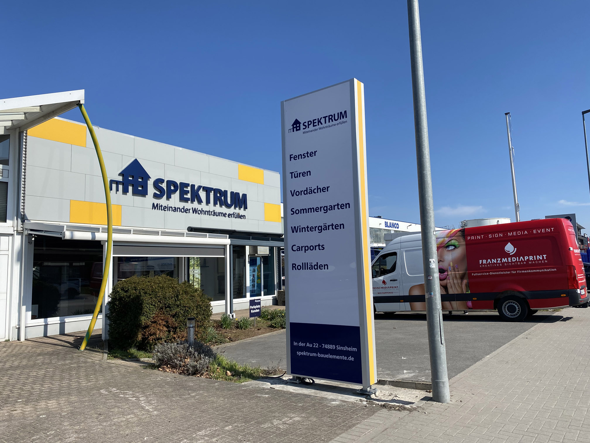 Werbepylon Spektrum Sinsheim