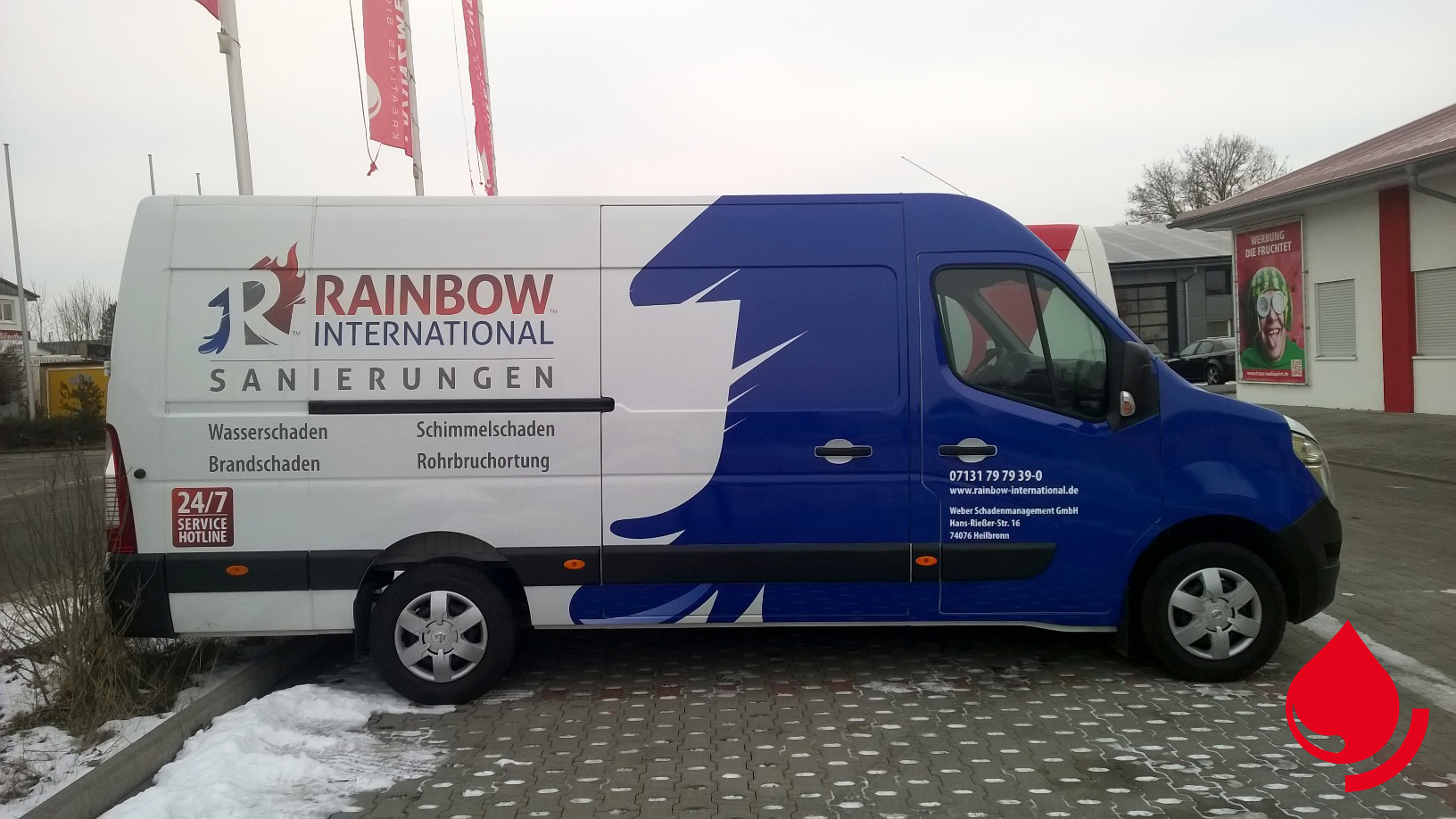 Fahrzeugbeschriftung Bus Rainbow International