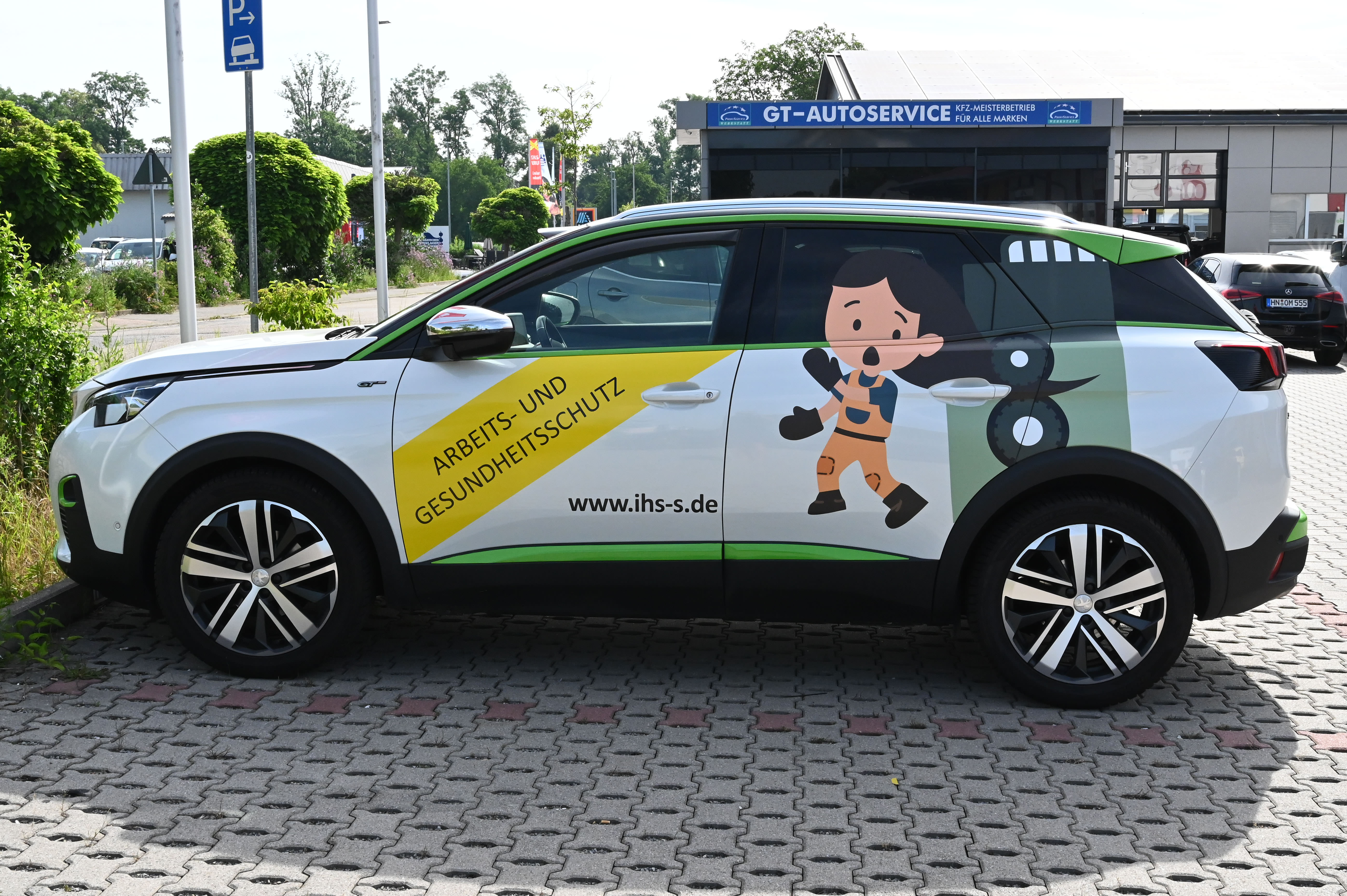 Fahrzeugbeschriftung IHS