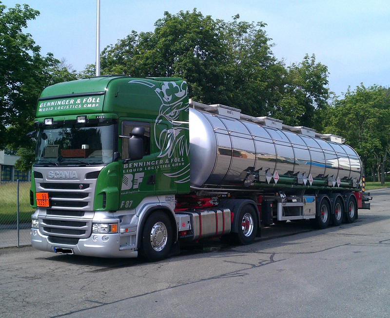 LKW Beschriftung Spedition Benninger & Föll