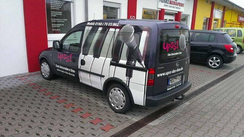 Fahrzeugbeschriftung Duo Upps