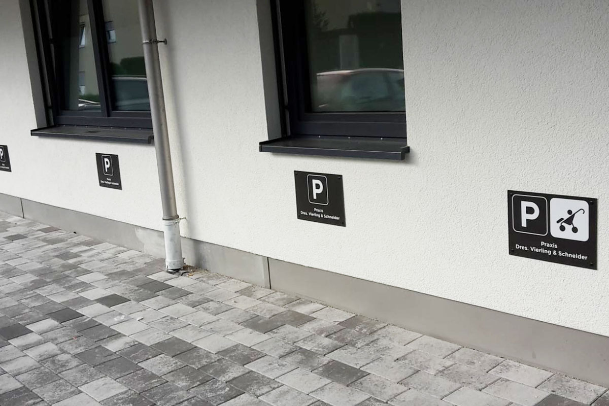 Parkplatzschilder Ärztehaus Bad Rappenau