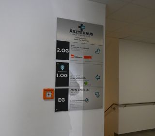 Leitsystemschilder Ärztehaus Bad Rappenau