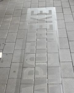 18360281557123432