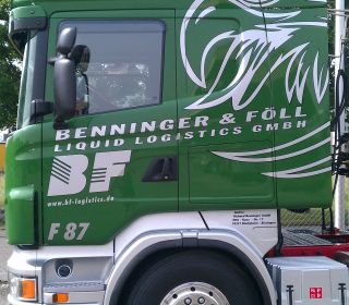 LKW Beschriftung Spedition Benninger & Föll