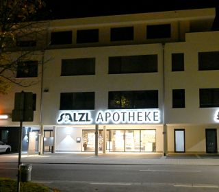 Lichtwerbung Salzl Apotheke Bad Rappenau